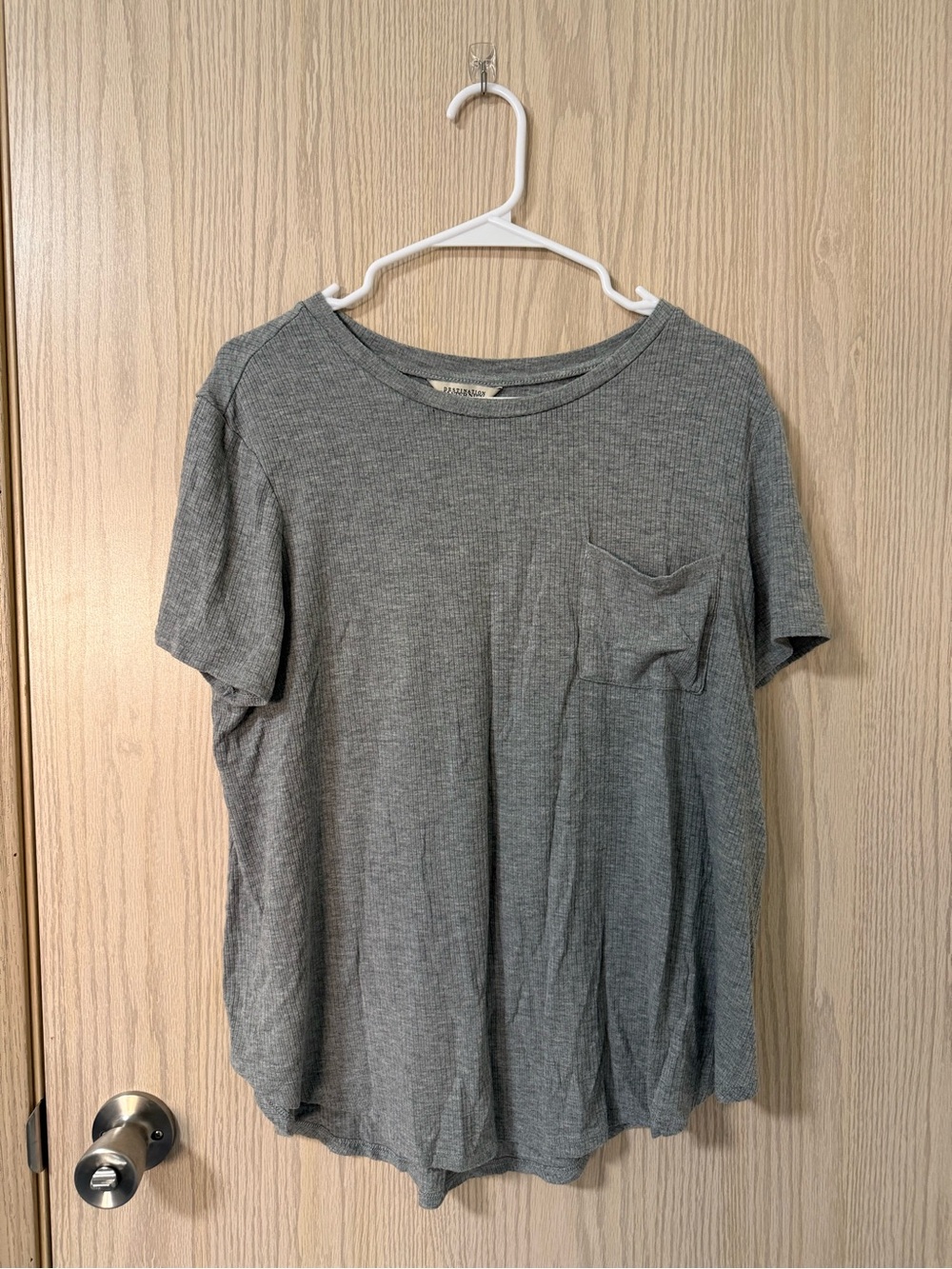 Destination Maternity Gray Short-Sleeve Pocket Tee